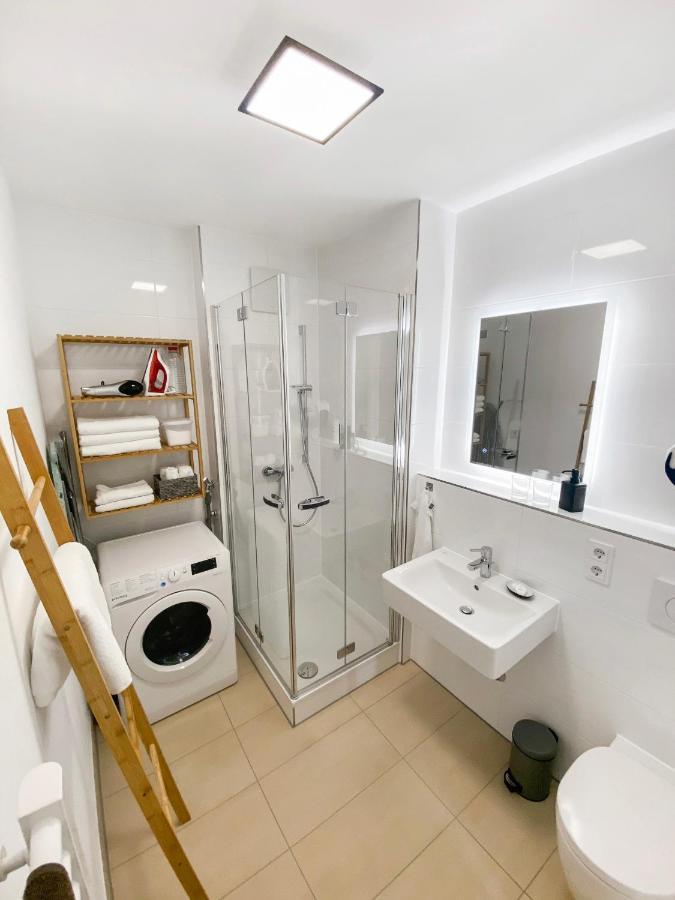 Modern & Stylisch - Penthouse-Feeling Nahe Flughafen Muenchen Apartment Freising Exterior foto